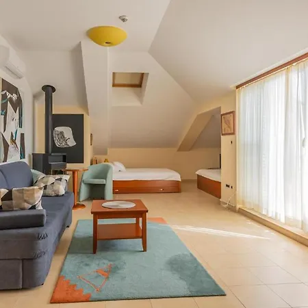 Arcadium Guest house 3*